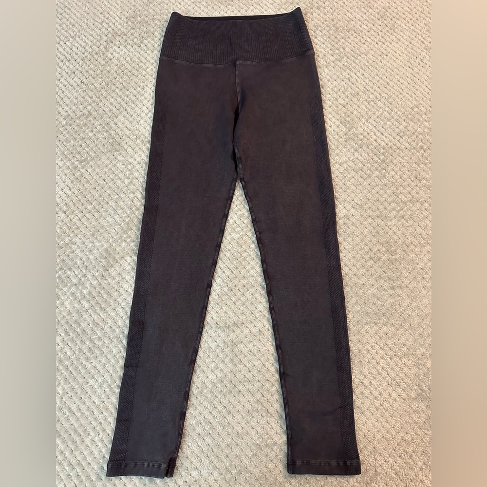 Avocado Gray Acid Wash Leggings M/L High Waist Nylon Spandex Stretchy Activewear